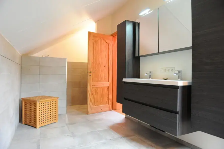 Aménagement salle de bain vers Virton (6)